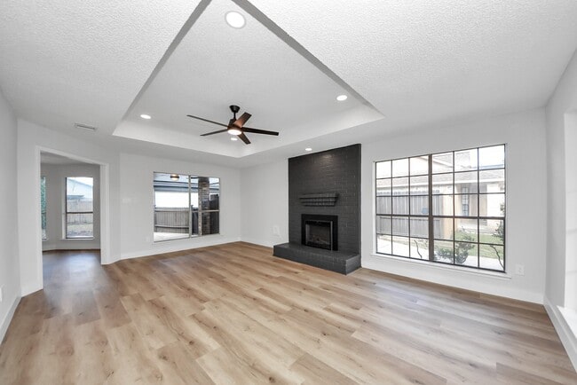 Photo - 1114 N Nottingham