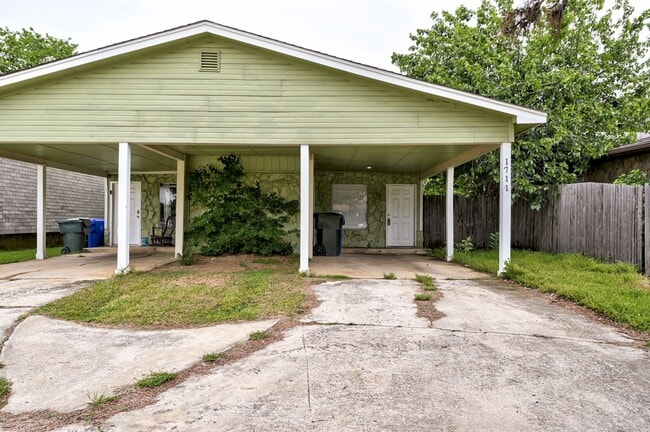 Photo - 1709 Beaumont Dr