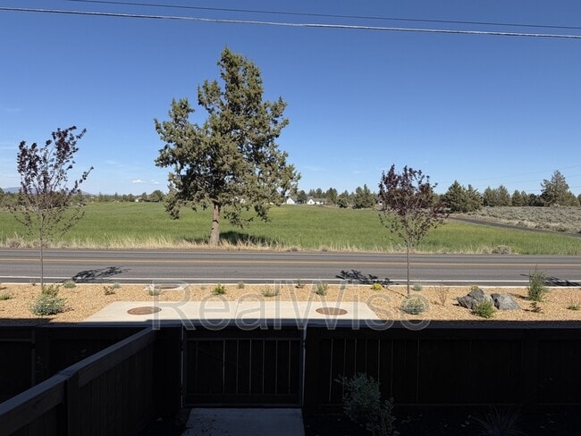 Photo - 62755 Eagle Rd