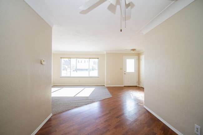 Photo - 4822 Ryan Rd