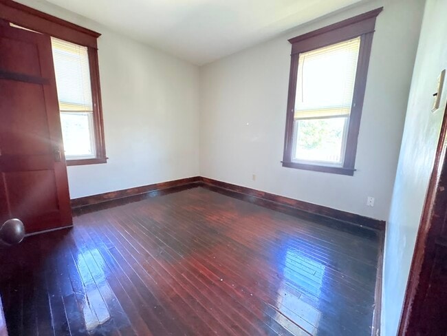 Photo - 72 Peck Ave Unit 2