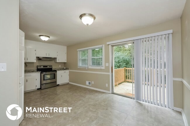 464 Pinecrest Dr
