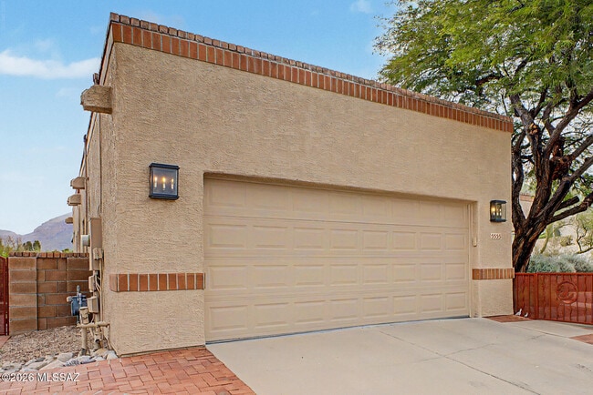 Photo - 5555 N Cres Ridge Dr