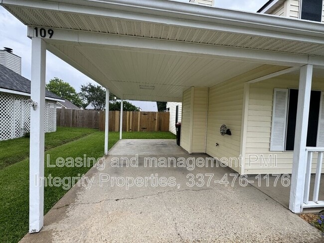 Photo - 109 Sugarcreek Dr