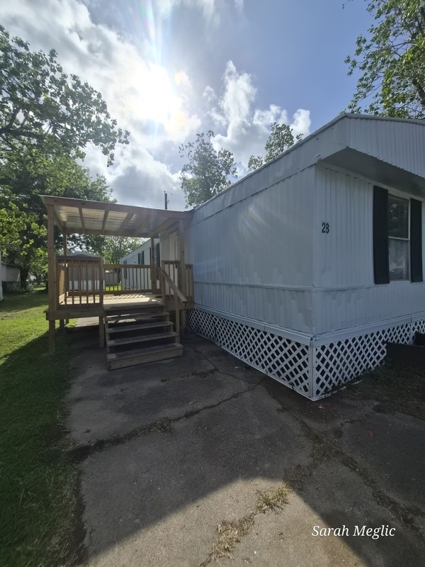 Building Photo - 775 Steele Rd Unit 28