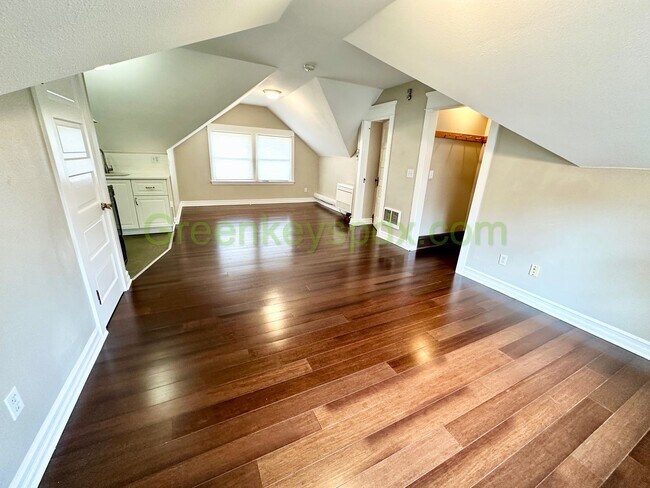 Photo - Gorgeous 1 Bedroom 1 Bath Top Floor Unit i...