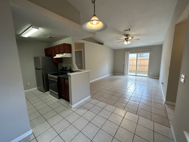 Photo - 2 Bedroom 2 bath unit for rent ~ water, sewer, trash, pest control and lawn care included!