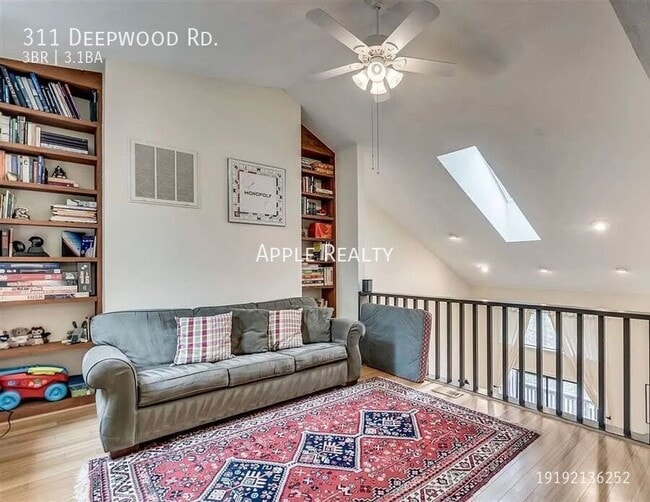 Photo - 311 Deepwood Rd