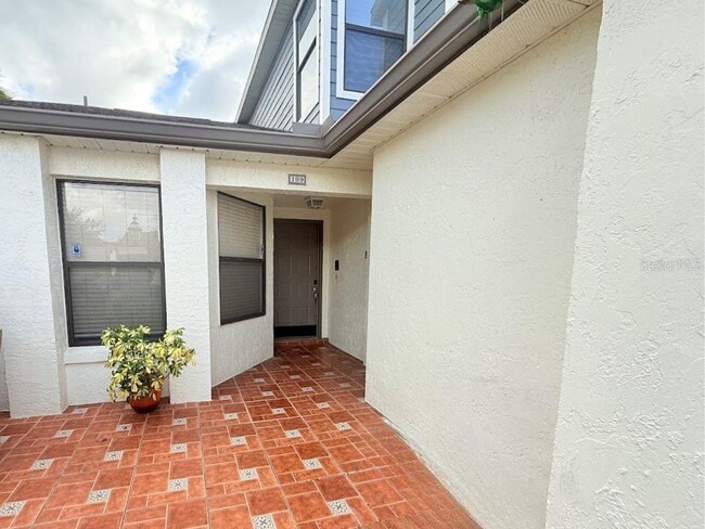 Photo - 109 Lakepointe Cir