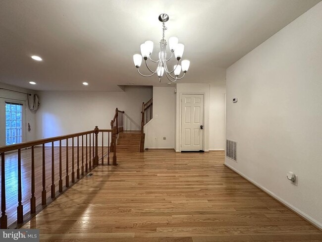 Photo - 6042 Loganwood Dr