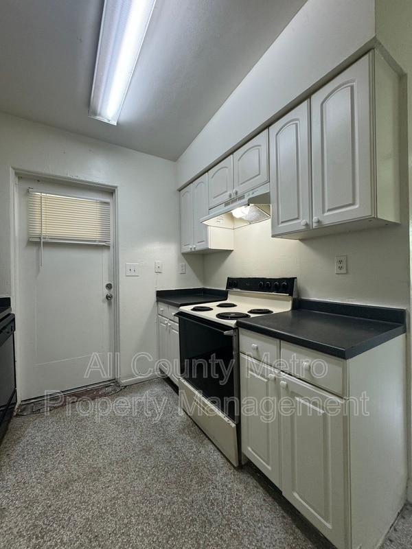 Photo - 1221 Linda Ln