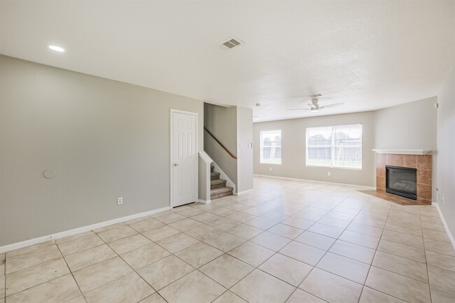 Building Photo - 5626 Calm Ct