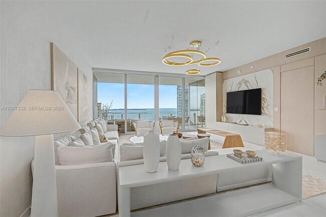 Photo - 300 Biscayne Blvd Way Unidad 3203