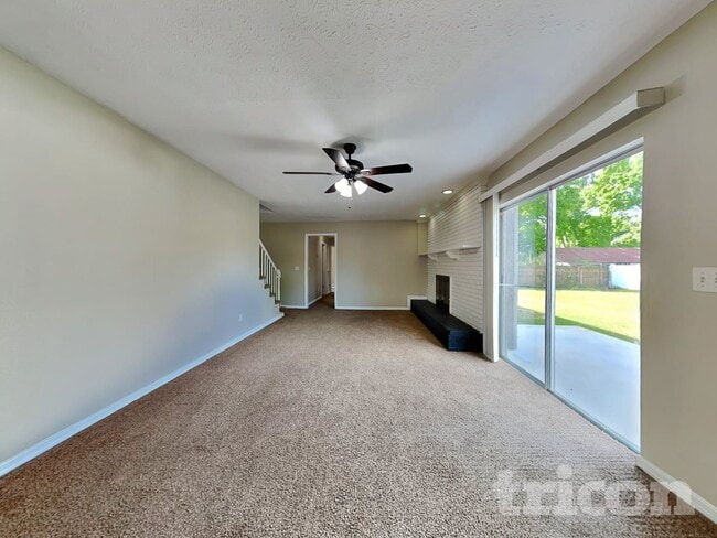 Photo - 1807 Waterman Dr