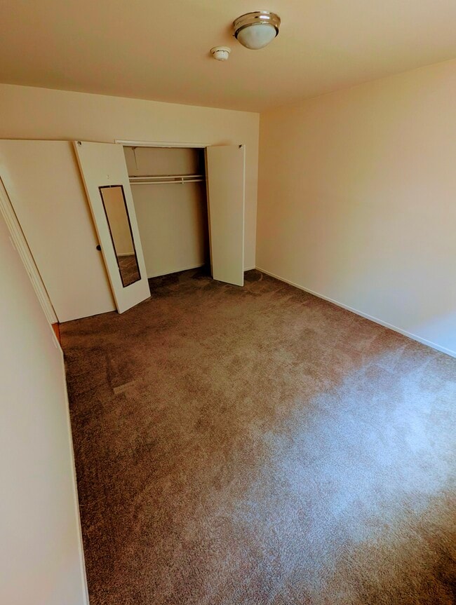 Photo - 10524 Palms Blvd Unidad Great Rental