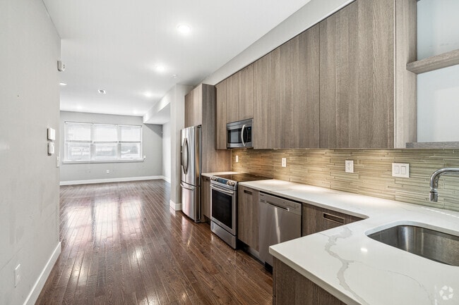 Building Photo - 912 N 16th St Unit A Rental