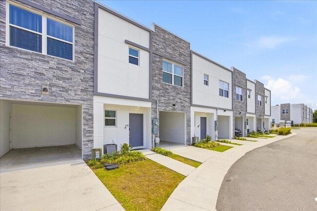 620 Trikomo Dr