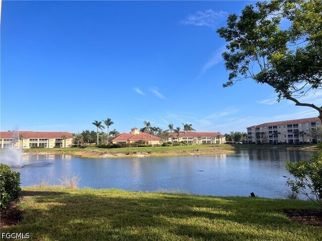8470 Kingbird Loop Unit 1020