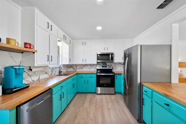 106 Earl Kay Ln