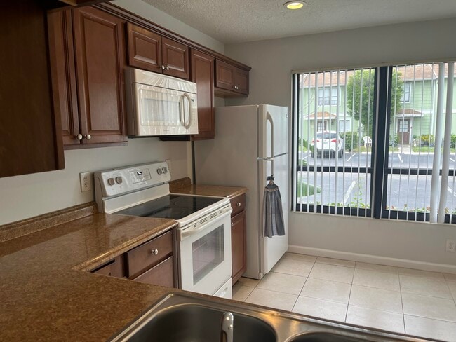 Photo - 796 Hill Dr