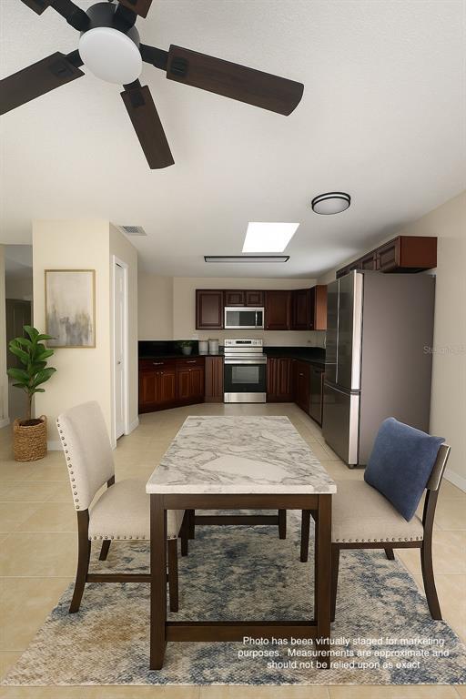 Photo - 634 Llama Dr