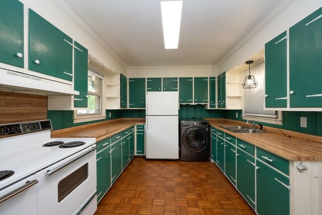 # Charming Greenville Home with Excellent ... - # Charming Greenville Home with Excellent ...