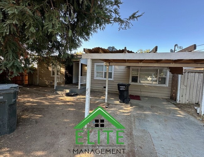 Building Photo - 3801 40th Ave Rental