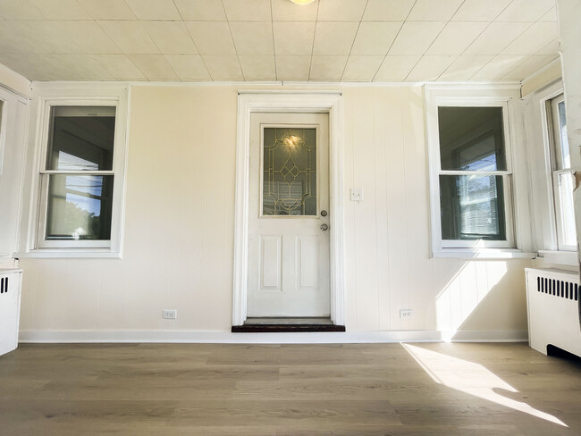 Photo - 8 Poplar Ave