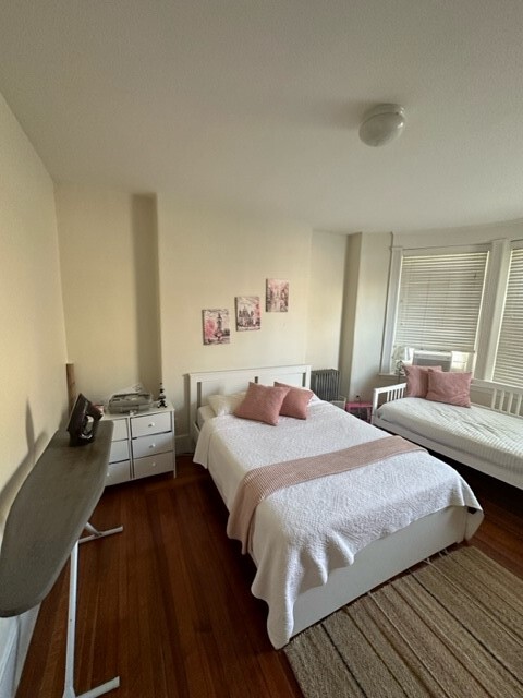 Photo - 1563 Beacon St Unit 5