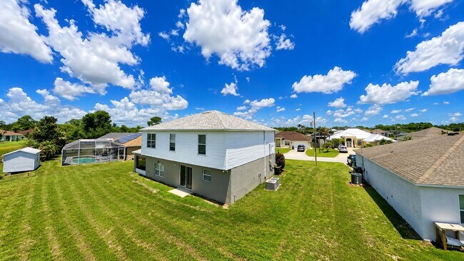 Photo - 6136 NW Gaylord Terrace Unidad N/A