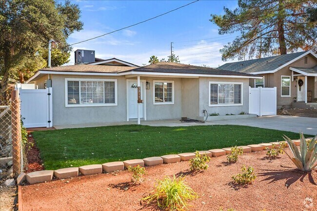 Building Photo - 1318 Malachite Ave Unit 1318 Malachite Rental
