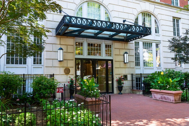 Photo - 1441 Rhode Island Ave NW Unidad 506