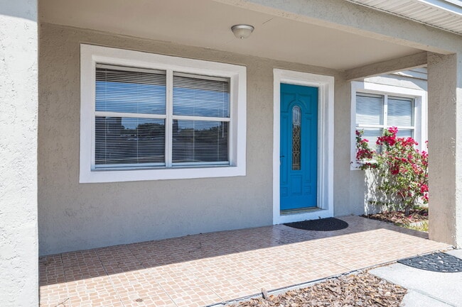 Photo - "Charming 4-Bedroom Tampa Home with 2 Full Baths and Spacious Layout!"