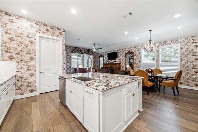 Photo - 21902 Lake Whitney Ct