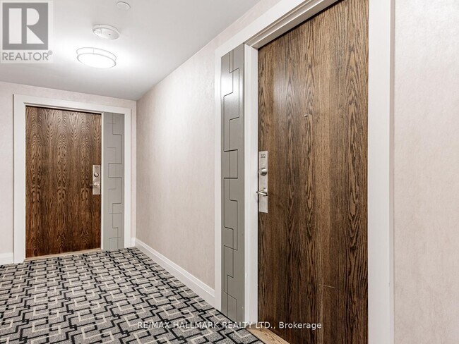 Photo - 99 Eagle Rock Way Unit 322