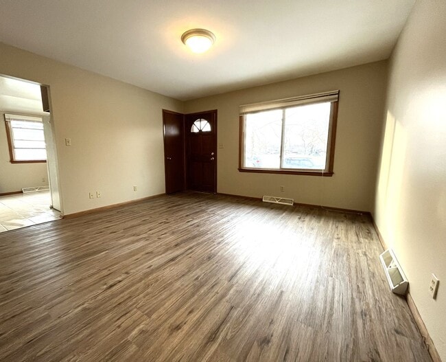 Photo - 3 Bedroom/1.5 Bath - Single Family Home with GARAGE!