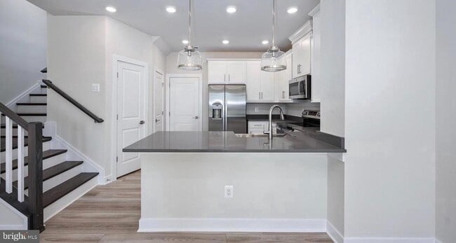 Building Photo - 20189 Northpark Dr