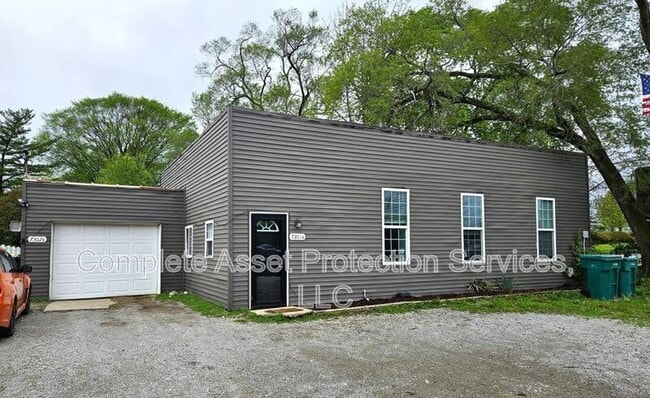 Photo - 7302 W Taft St Unit A