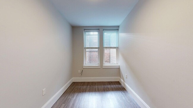 Photo - 133 Paris St Unit 1