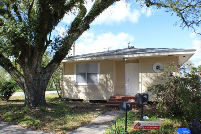 Building Photo - Home for rent!