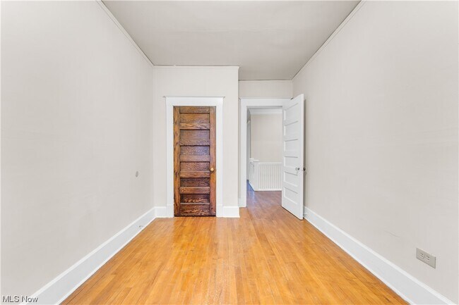 Photo - 1515 Rydalmount Rd