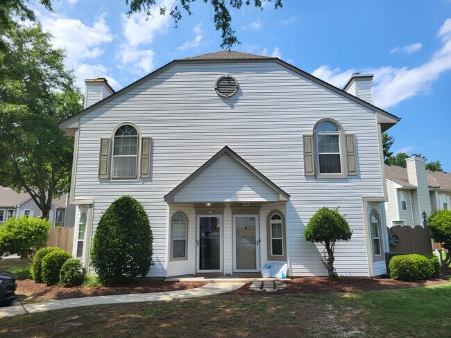 Photo - WELLINGTON AT DAM NECK