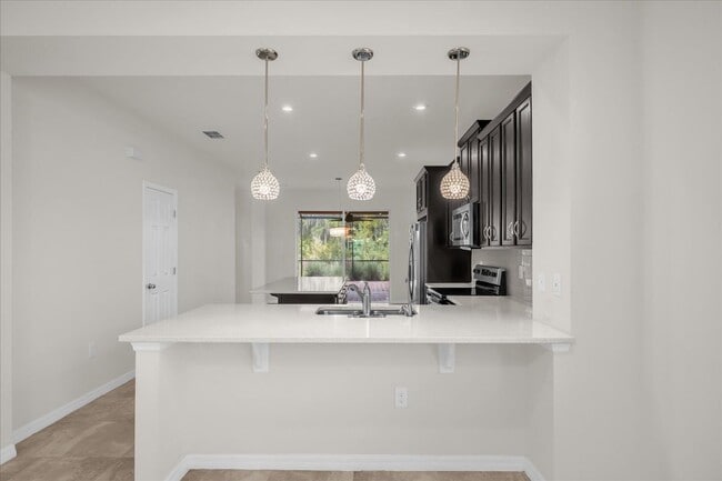 2444 Varenna Loop
