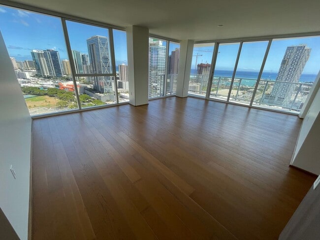 Photo - Symphony Honolulu! Luxurious 3 bedroom 2 bathroom in Kakaako with 2 assigned parking stall