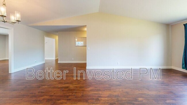 5366 El Mercado Pkwy