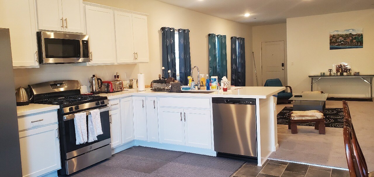 Photo - 3565 Nile St