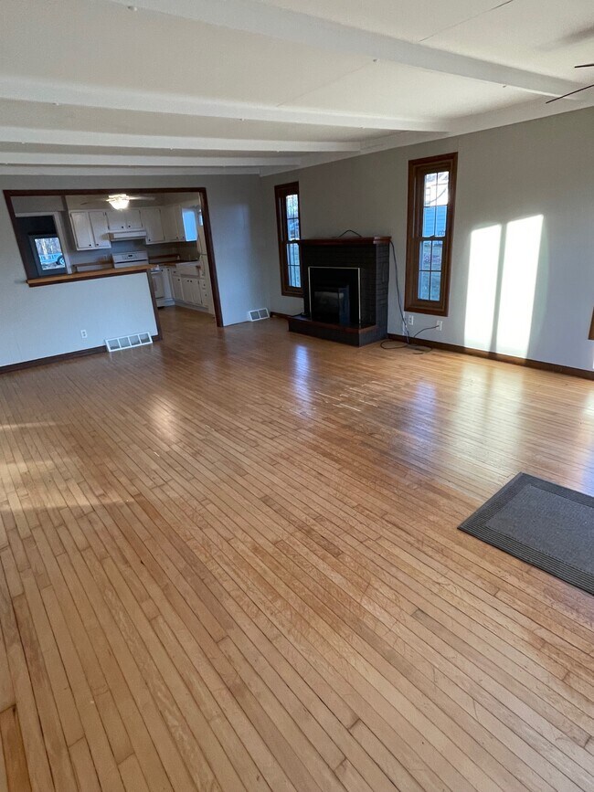 Photo - 17823 57th Ave