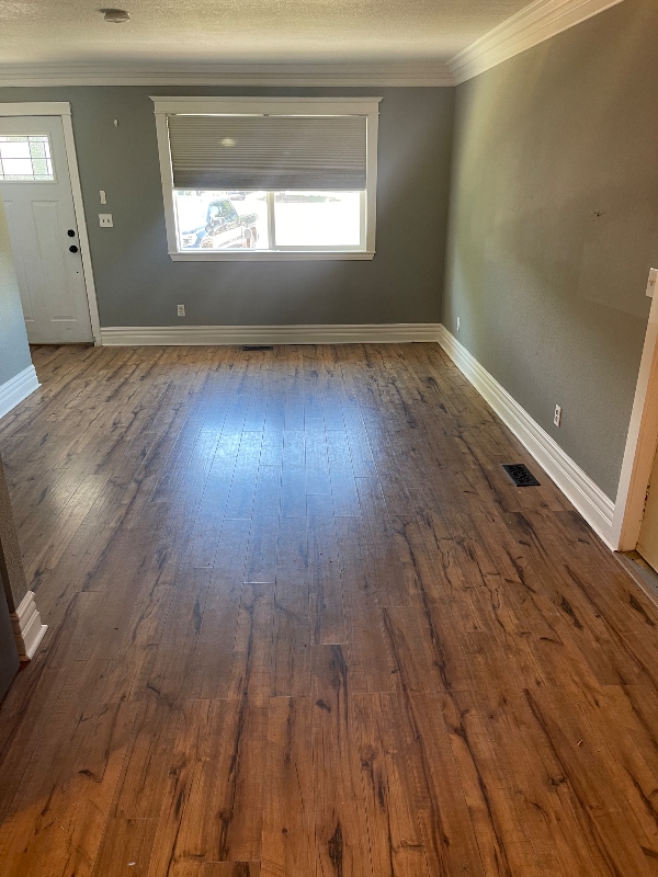 Photo - 5063 Marabou Way