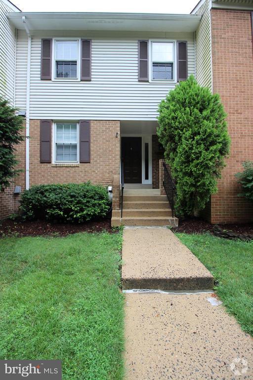 Building Photo - 5902 Langton Dr Rental