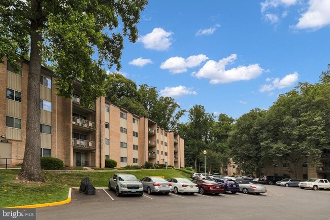 Building Photo - 12413 Braxfield Ct Unit 555